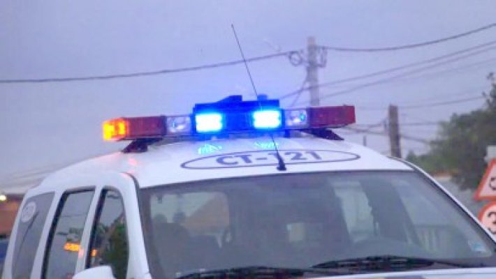 Un puşti de 17 ani a lovit 7 maşini parcate regulamentar